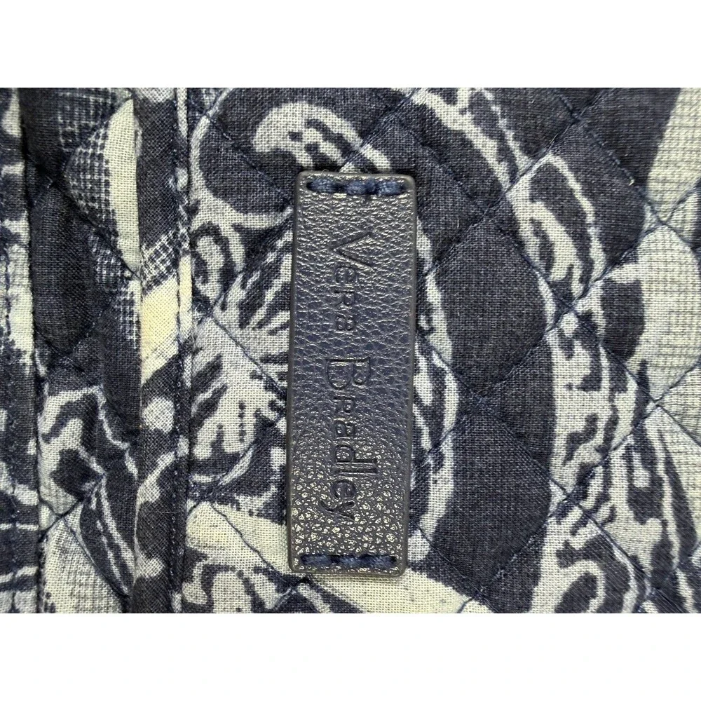 Vera Bradley Paisley Noir Crossbody Bag Quilted Cotton Blue Floral 8 X 8
